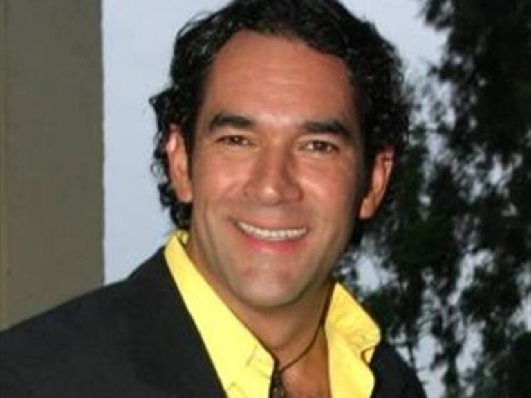 Prepara Eduardo Santamarina personaje en 'Ni contigo ni sin ti'