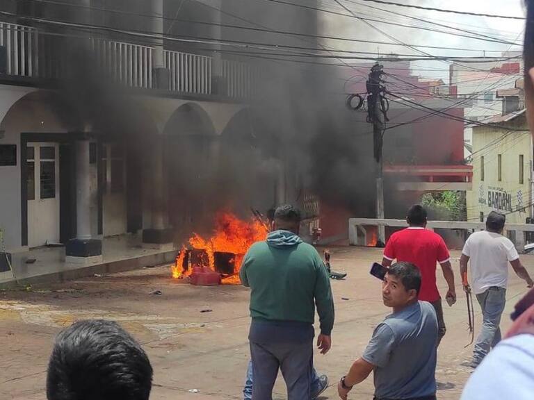 Pobladores exigen la renuncia de Edgar Josué Moreno Gayosso