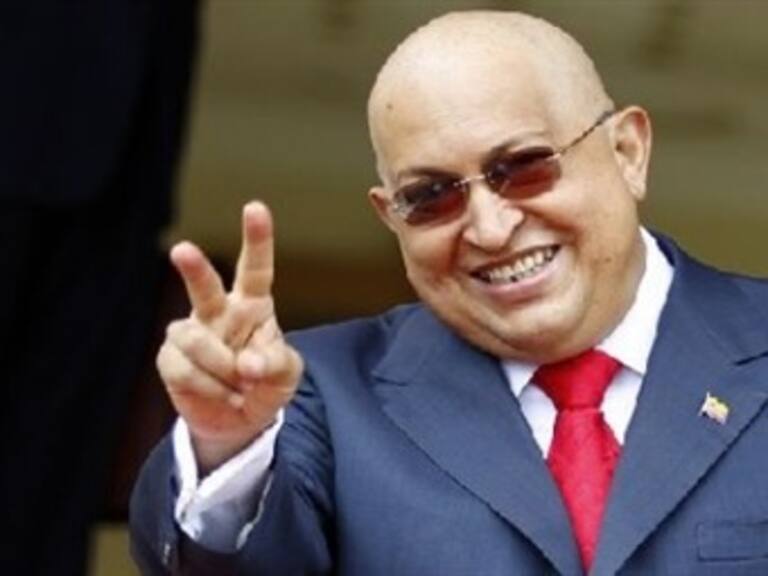 Reconoce gobierno venezolano que Chávez sufre complicaciones