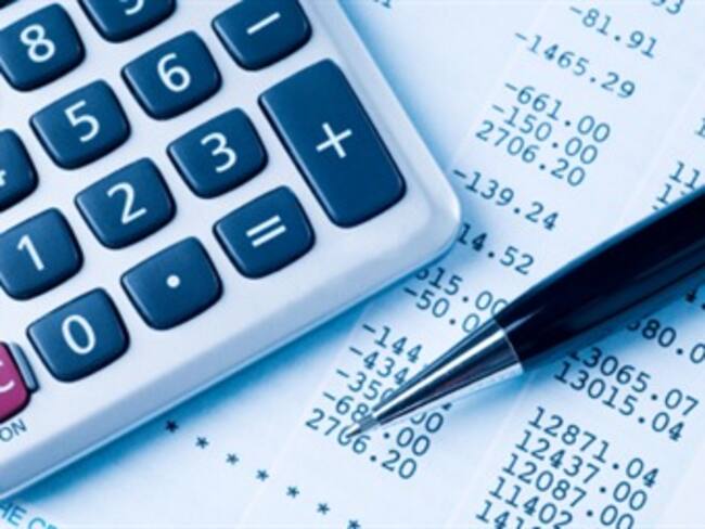 Grupo Financiero Inbursa y Coca-Cola FEMSA harán emision de deuda. Momento Corporativo con Roberto Aguilar. 07/05/13