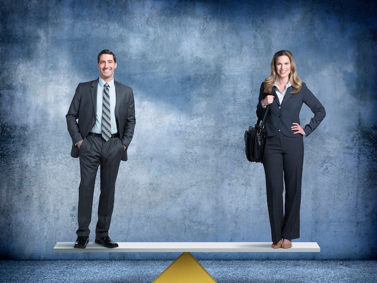 La igualdad empresarial enfrenta brechas: solo 3% de las direcciones generales son ocupadas por mujeres y ellas reciben 71 pesos por cada 100 que gana un hombre.