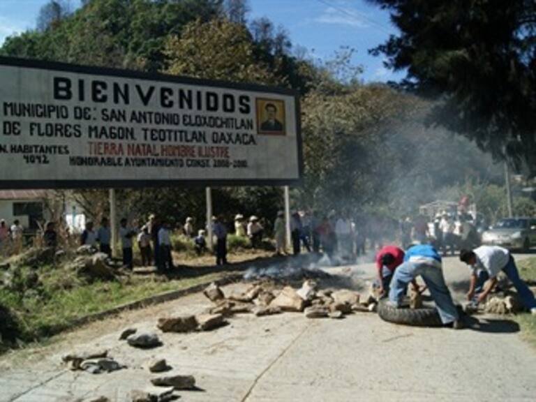 Exigen intervención de gobernador de Oaxaca Gabino Cué para solucionar conflicto político