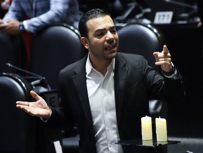 Propuesta del PAN sobre nepotismo no tenía dedicatoria para hijos de AMLO: Elías Lixa