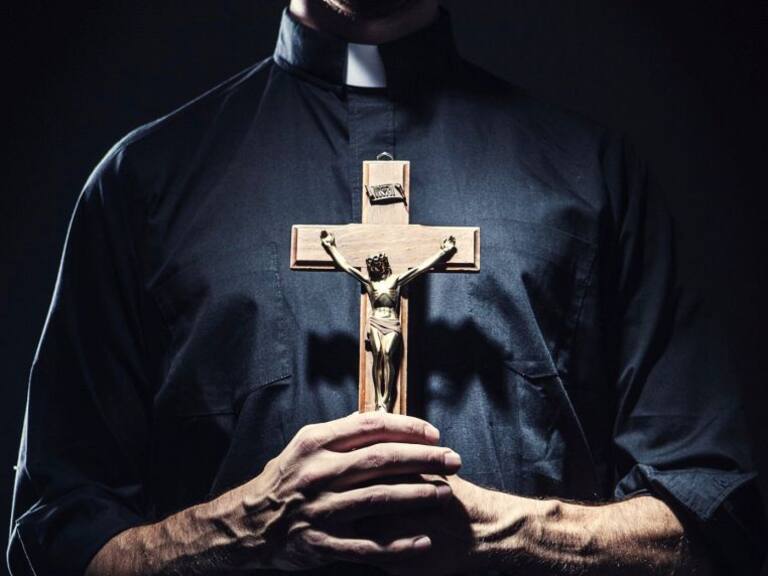 Mesa sobre abuso sexual por parte de sacerdotes