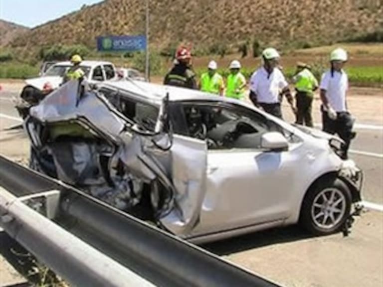 Deja accidente vial 3 muertos en Autopista del Sol