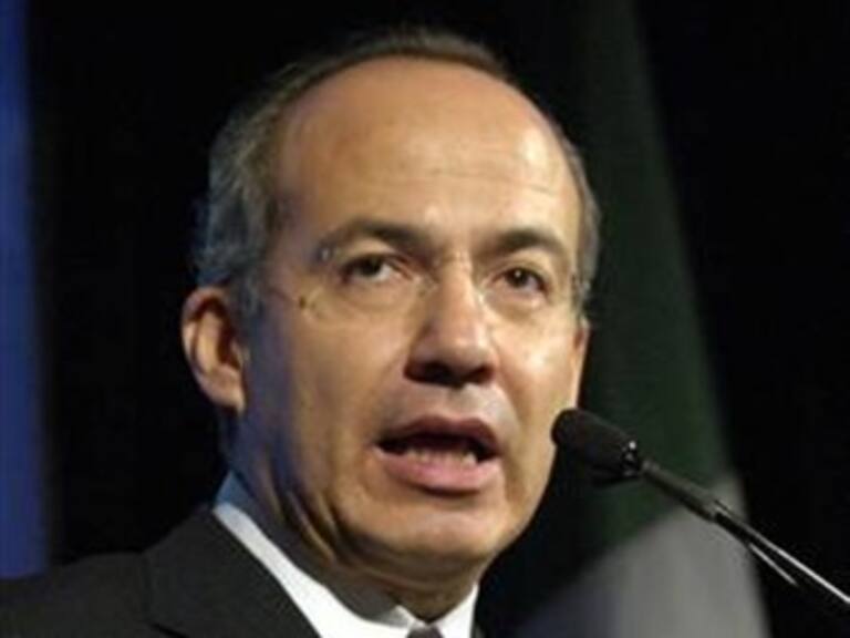 Calderón a favor de alianza PAN-PRD en Edomex: Romero