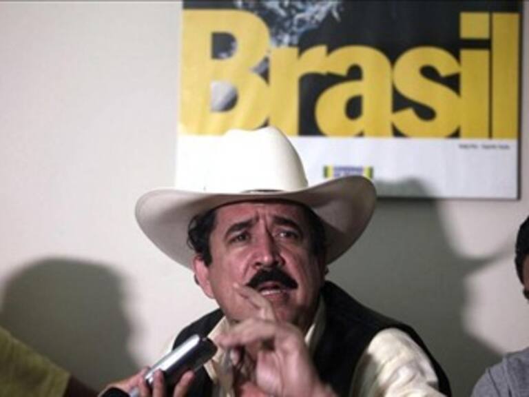 Zelaya seguirá en embajada brasileña hasta 27 de enero