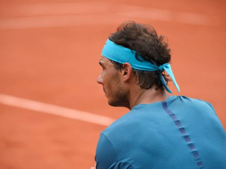 Rafael Nadal no podrá seguir en Roland Garros por una lesión en la muñeca