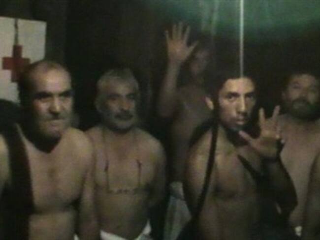 Mineros chilenos advirtieron riesgo de derrumbe pero no los dejaron salir