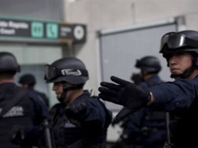 Asegura PF cocaína en la terminal 2 del AICM
