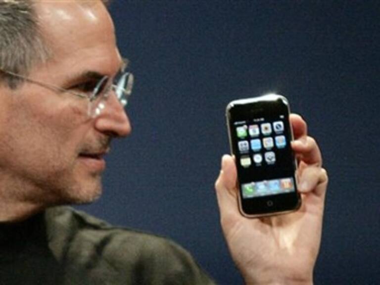 Revela biografía que Steve Jobs buscaba acabar con Android