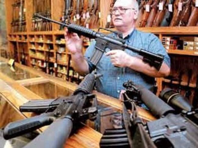 Pedirá EU datos de compradores de armas en frontera con México