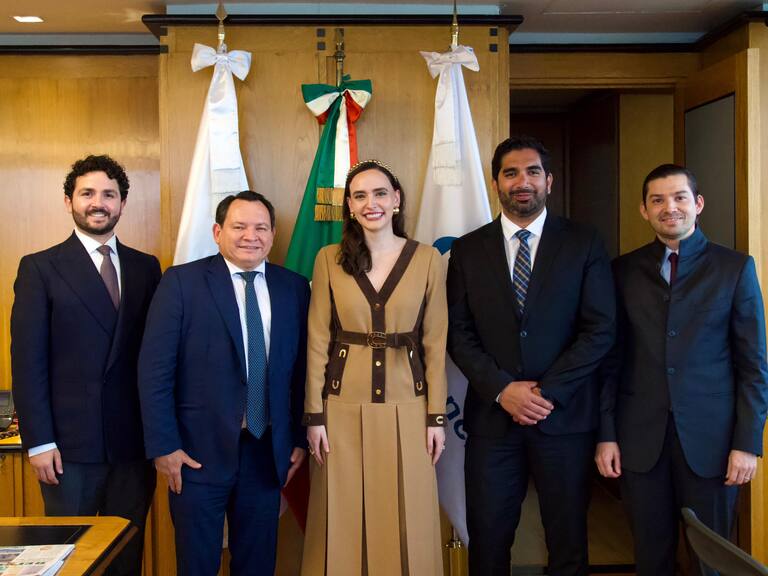 Gobernador Joaquín Díaz Mena promueve proyectos industriales de Yucatán