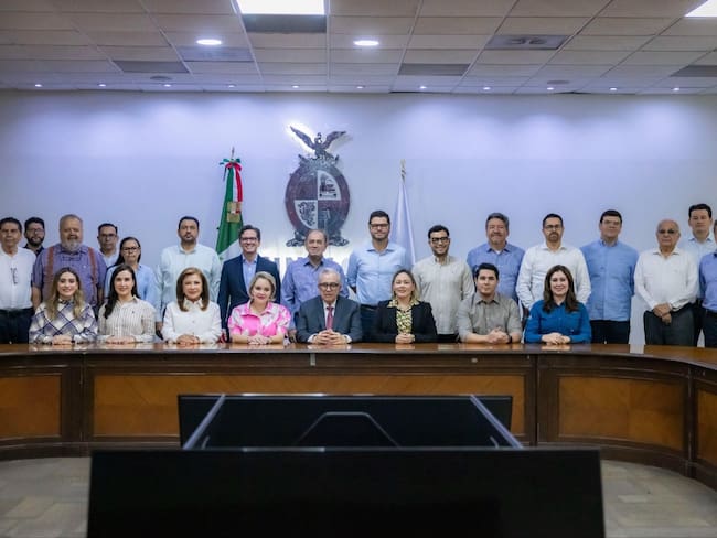 Decisión de Rocha Moya de regresar a gubernatura de Sinaloa debilita a Sheinbaum y genera crisis en Morena