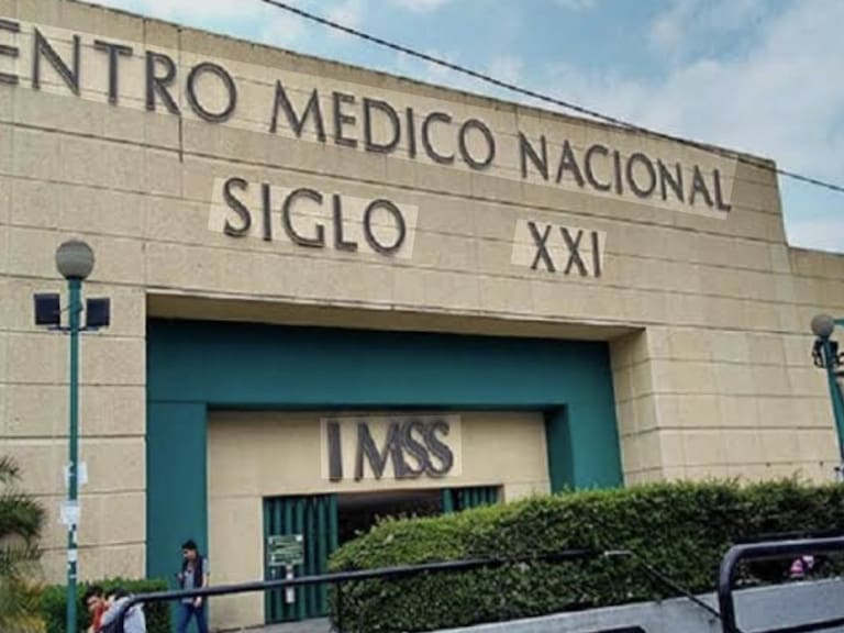 Centro Médico Nacional Siglo XXI, sin médicos titulares y sin medicamentos, denuncia madre de menor por falta de atención.