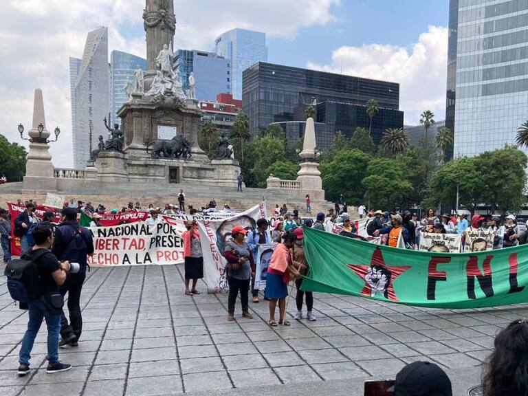 Protestan familiares de desaparecidos