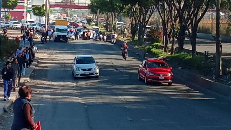 Bloqueos provocan caos en municipios del Estado De México y en CDMX