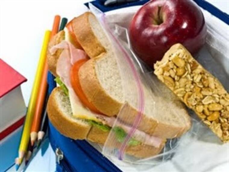 ¿Qué deben llevar los niños en su lunch?. Alejandra Velázquez, nutrióloga