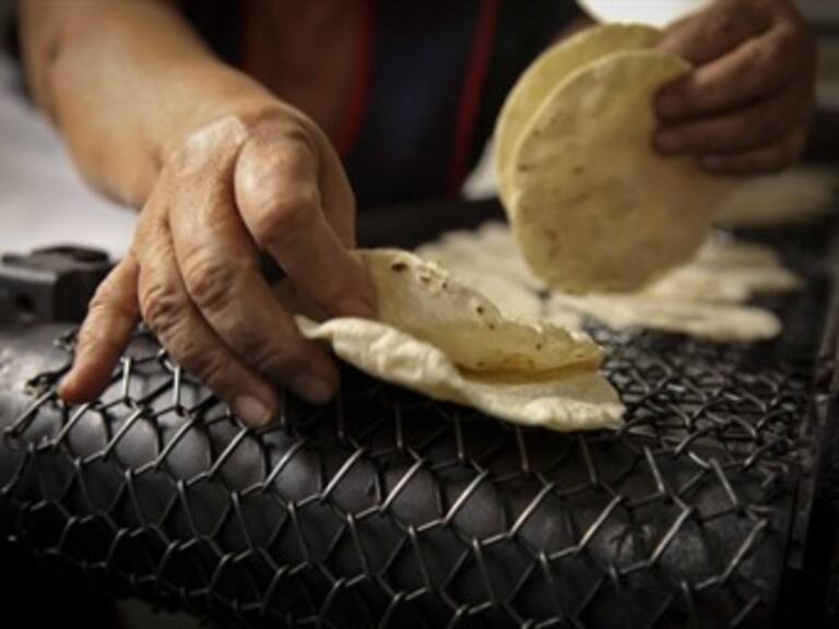 En breve podría subir el precio del kilo de tortilla: Industriales