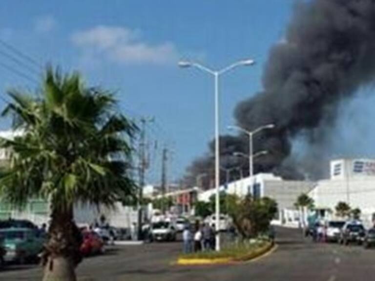 Deja cinco heridos explosión en Querétaro