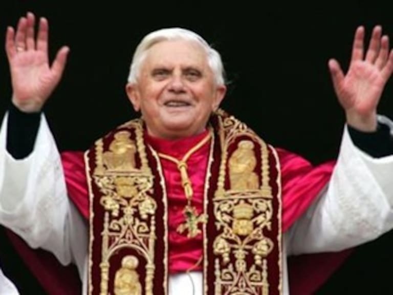 Sostiene el Papa que la Iglesia no es una empresa que lucra