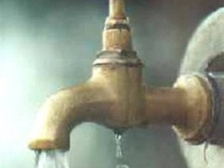 Justifica GDF alza en tarifas de agua