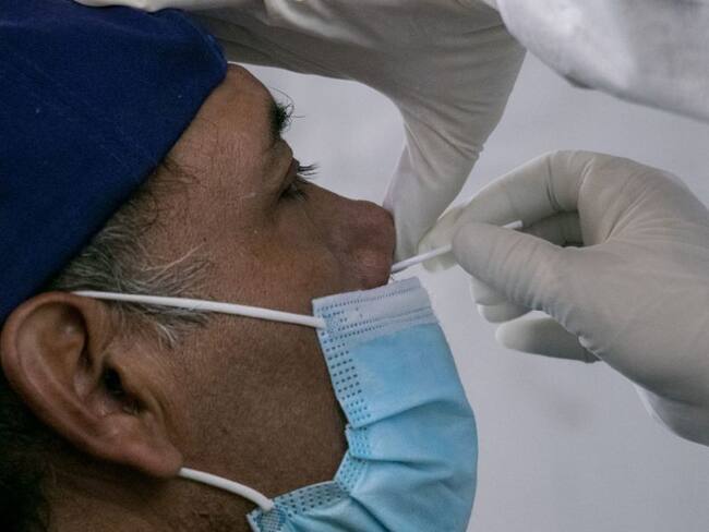 Gatell reveló autorización a 72 pruebas COVID-19 sin verificación: Fierro