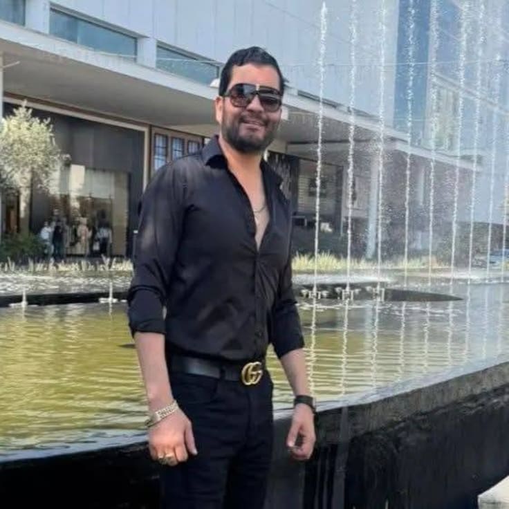 Muere el cantante duranguense, Óscar Alvarado tras ataque armado en antro