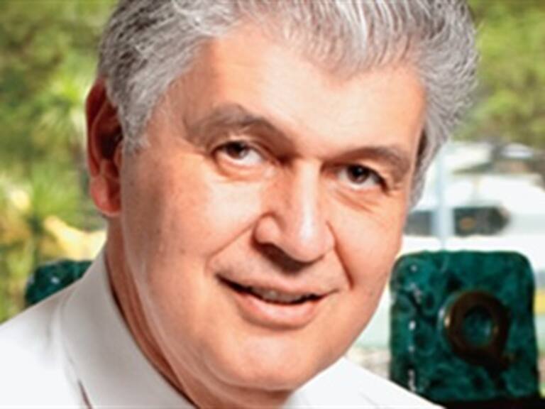 Confirma Elías Ayub salida de CFE por motivos de salud