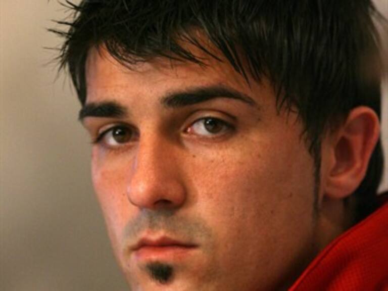 Ofrece Barcelona 43 millones de euros por David Villa