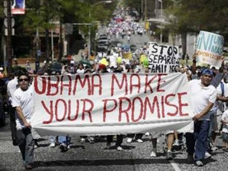 Exigen manifestantes Reforma Migratoria frente a Capitolio