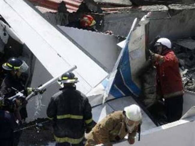 Cae avión en Venezuela con 47 personas a bordo
