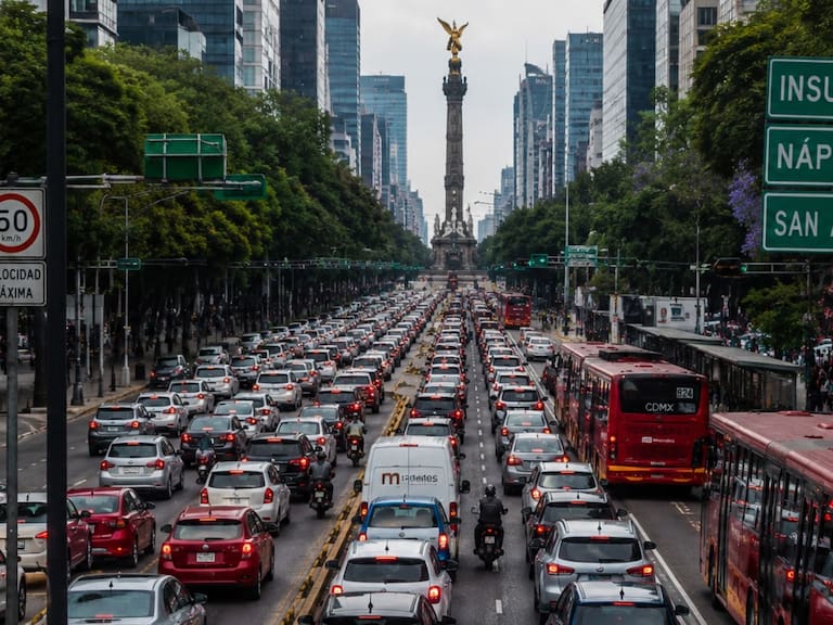 Hoy No Circula lunes 22 de junio de 2026: placas, hologramas y autos con restricciones. IA