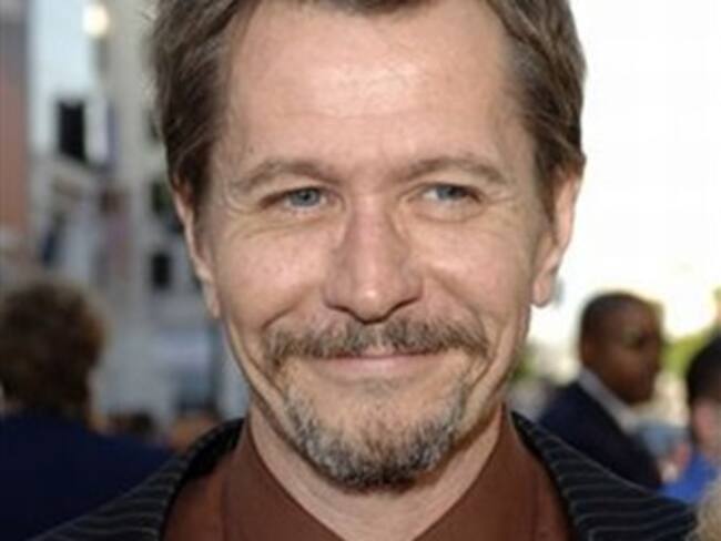 ‘La Reata’ felicita al actor, director, guionista y músico Gary Oldman