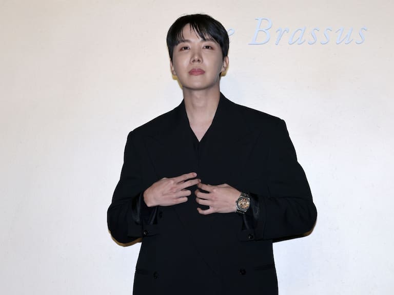 J-Hope confirmó las fechas de su próxima gira mundial.