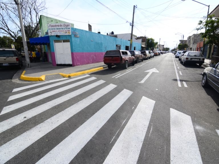 Entregan remodelación de calles en colonia Santa María