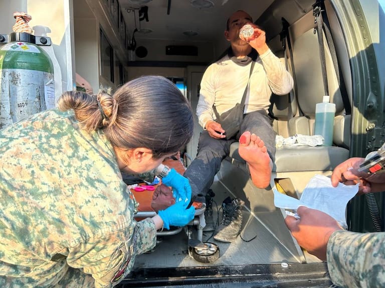 El ingeniero Juan Díaz Medina, integrante del equipo de N+ fue localizado con vida, pero con signos de deshidratación, tras desaparecer en inmediaciones de la mina Santa Fe, en Sinaloa.