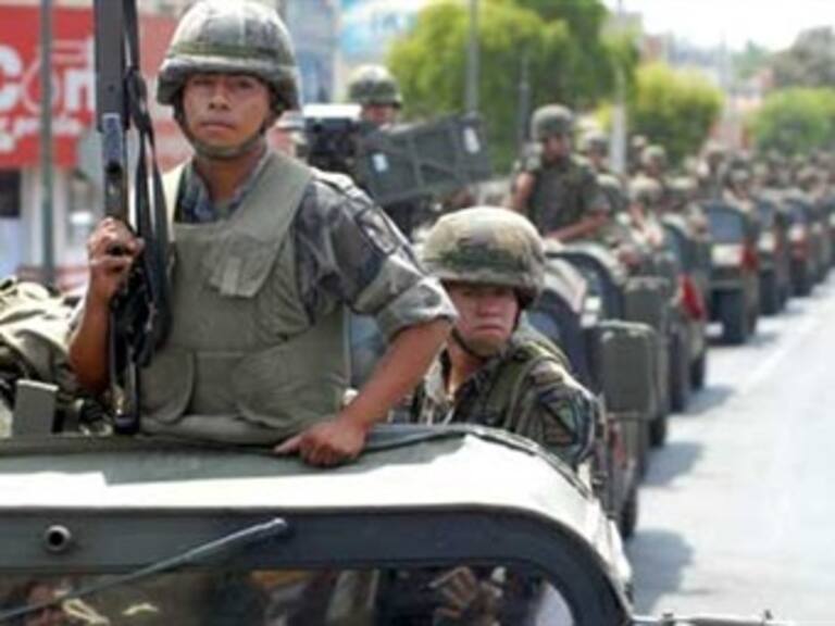 Aseguran casas de seguridad y arsenal en Sinaloa