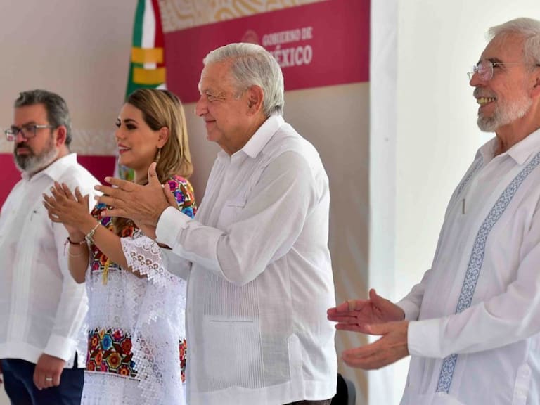 Defiende AMLO a su hijo Jesús por burlas en RRSS