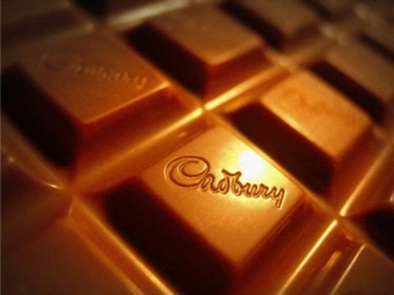 Hershey y Ferrero se unirían para ofertar por Cadbury
