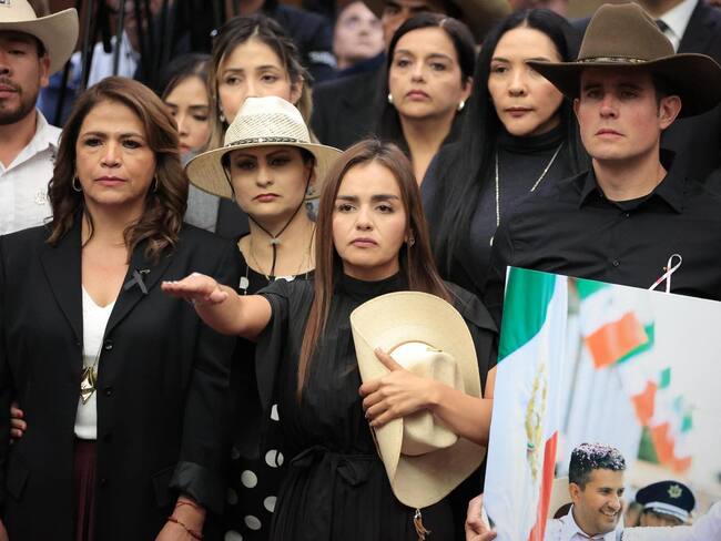 ¡Con el sombrero y el legado de Carlos Manzo! Grecia Quiroz es la nueva presidenta de Uruapan