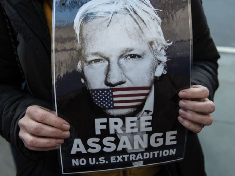 Ordenan extradición de Julian Assange a Estados Unidos