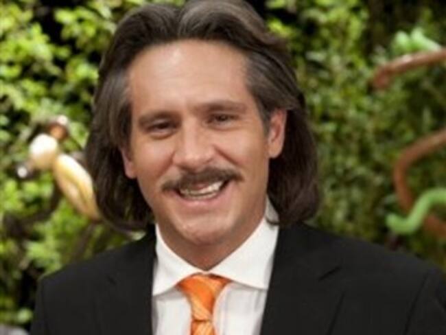 Distinguen a Arath de la Torre con el nombramiento de Mr. Amigo