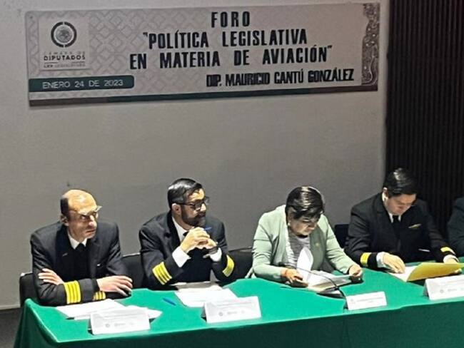 Pilotos aviadores piden a diputados actuar contra el cabotaje en México