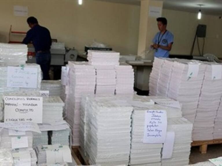 Firma INE y Semar convenio para resguardar material electoral