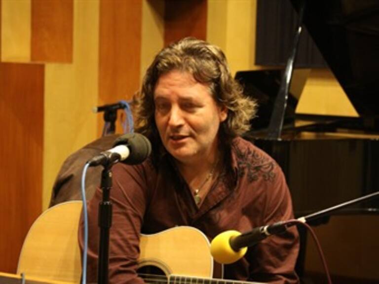 Logra 'La Noche W' su obsesión, Miguel Mateos en vivo