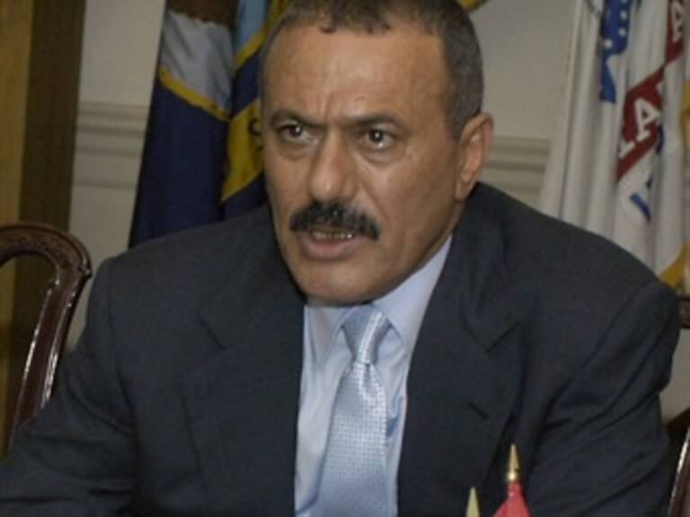 Estado de emergencia en Yemen tras violenta represión