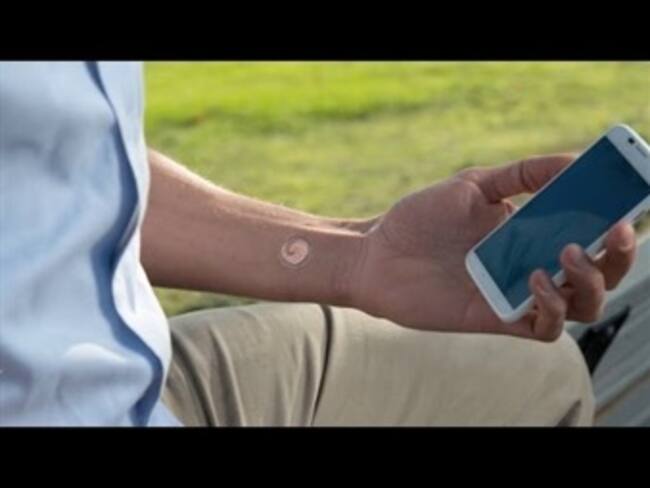 Presentan tatuaje para desbloquear tu teléfono inteligente