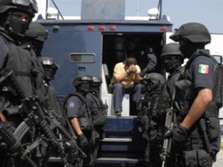 Llegan 27 funcionarios de Michoacán a Cefereso de Tepic