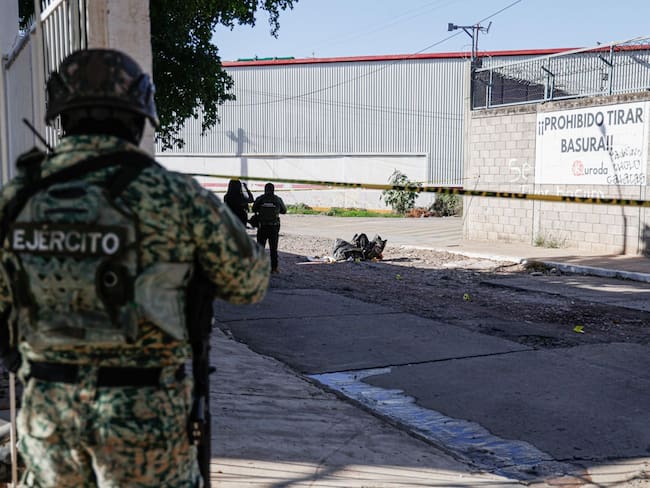 Violencia en Culiacán deja 8 muertos, 9 heridos y 30 renuncias policiales